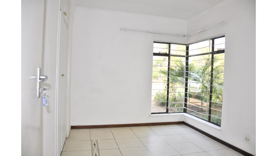 6 Bedroom Property for Sale in Paulshof Gauteng