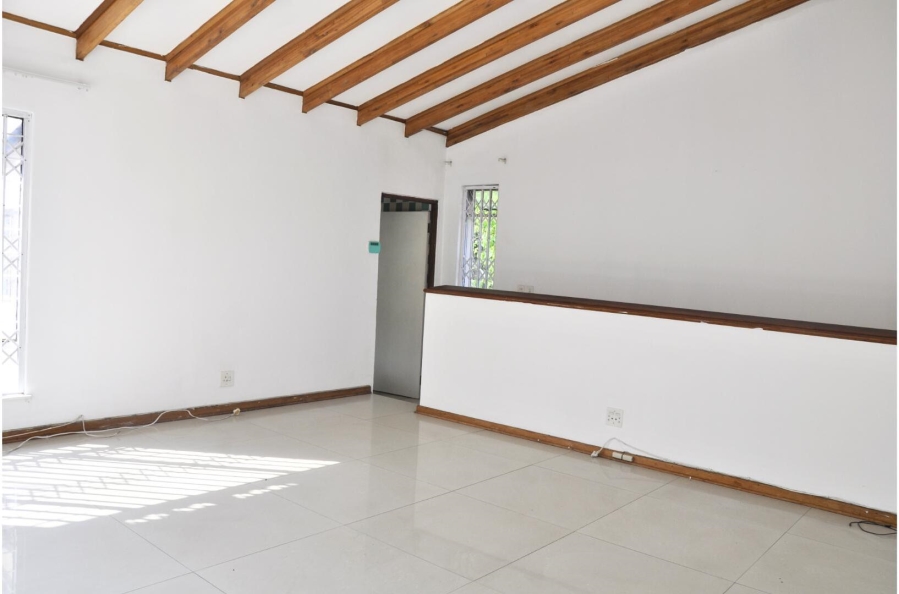 6 Bedroom Property for Sale in Paulshof Gauteng