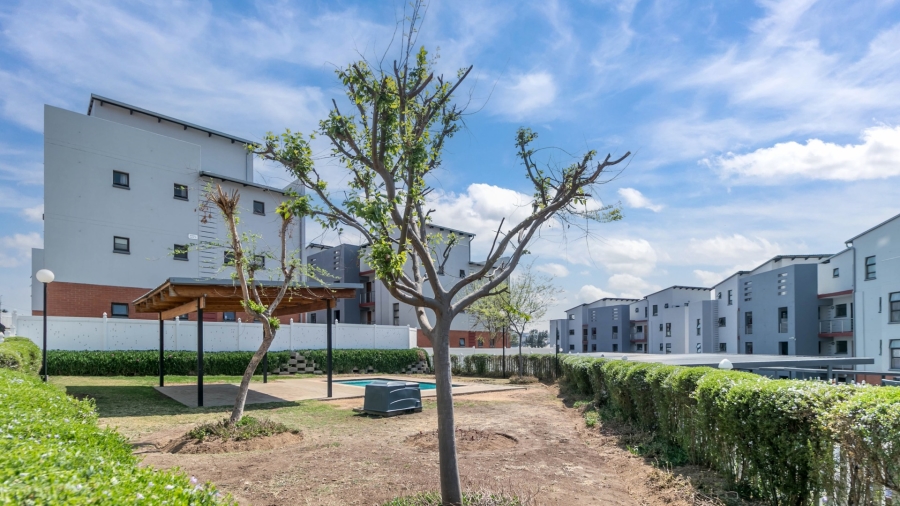 2 Bedroom Property for Sale in Barbeque Downs Gauteng