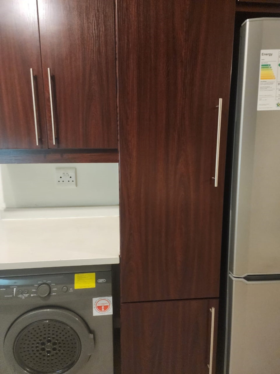 2 Bedroom Property for Sale in Greenstone Hill Gauteng