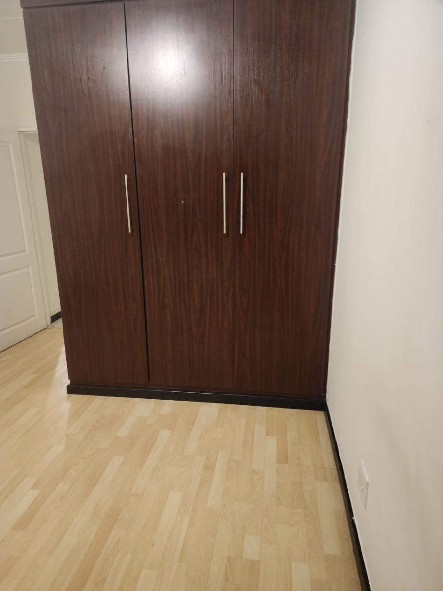 2 Bedroom Property for Sale in Greenstone Hill Gauteng
