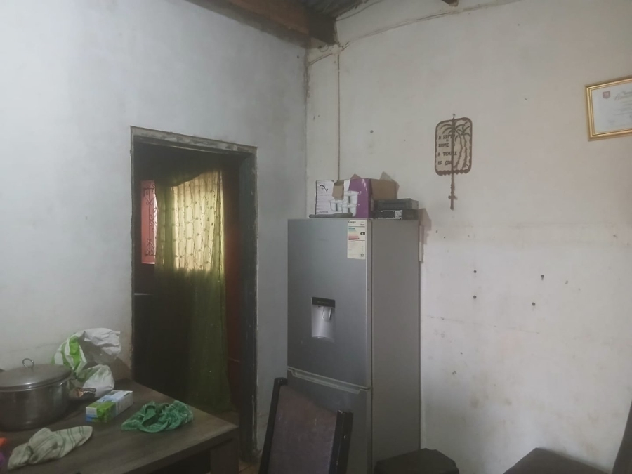 1 Bedroom Property for Sale in Mohlakeng Gauteng