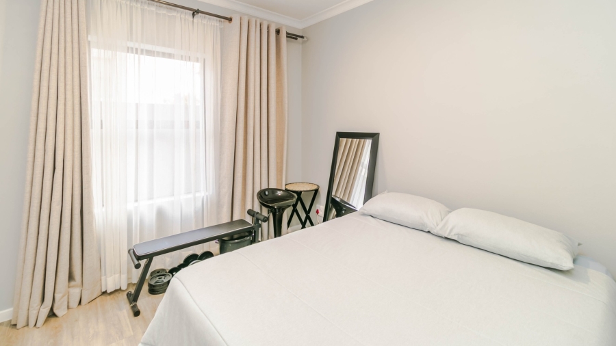 To Let 2 Bedroom Property for Rent in Ferndale Gauteng