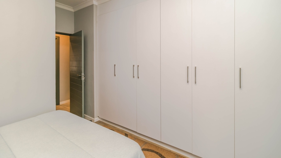 To Let 2 Bedroom Property for Rent in Ferndale Gauteng