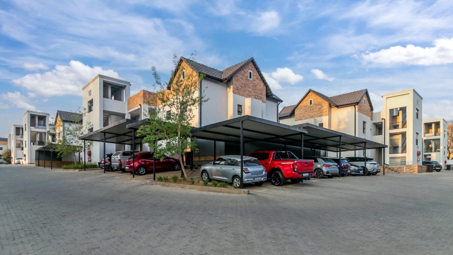To Let 2 Bedroom Property for Rent in Ferndale Gauteng
