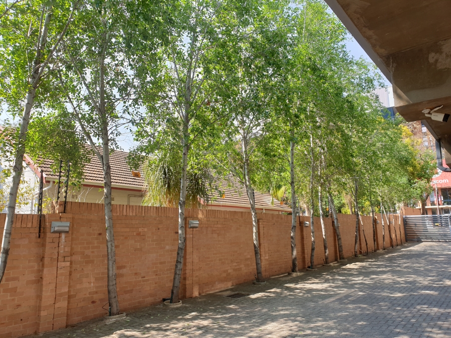 1 Bedroom Property for Sale in Clydesdale Gauteng