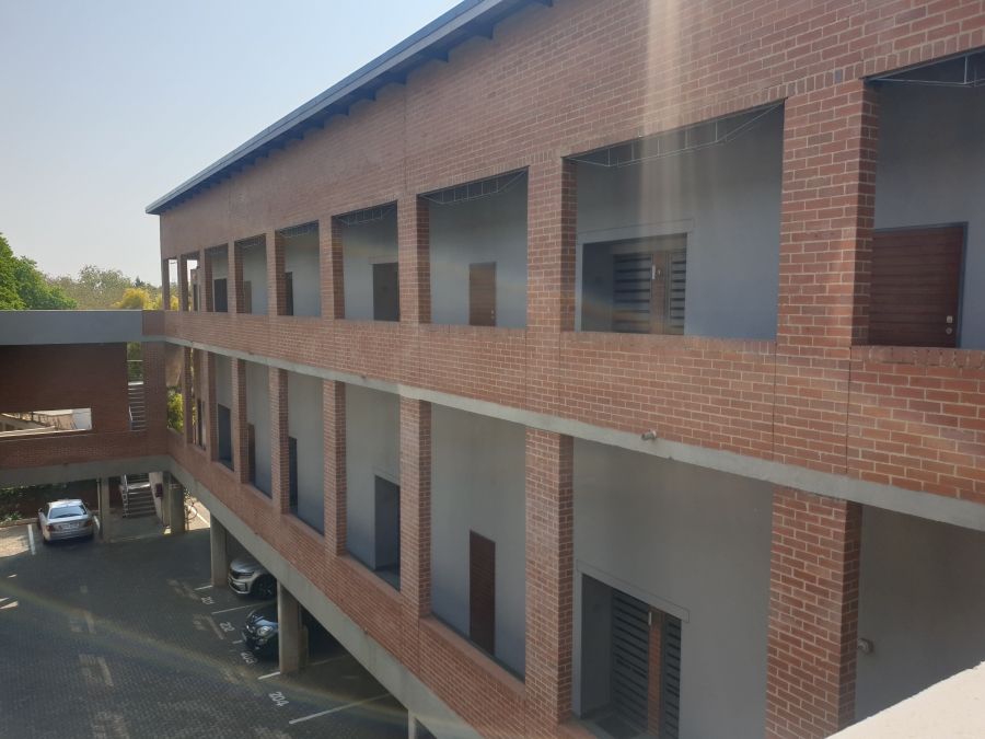 1 Bedroom Property for Sale in Clydesdale Gauteng