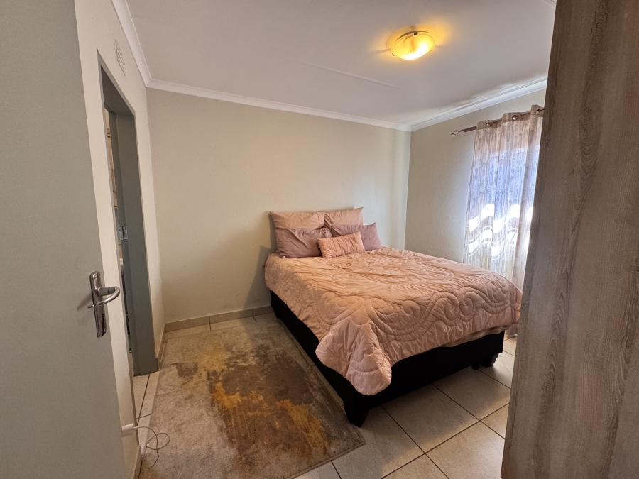 3 Bedroom Property for Sale in Albertsdal Gauteng
