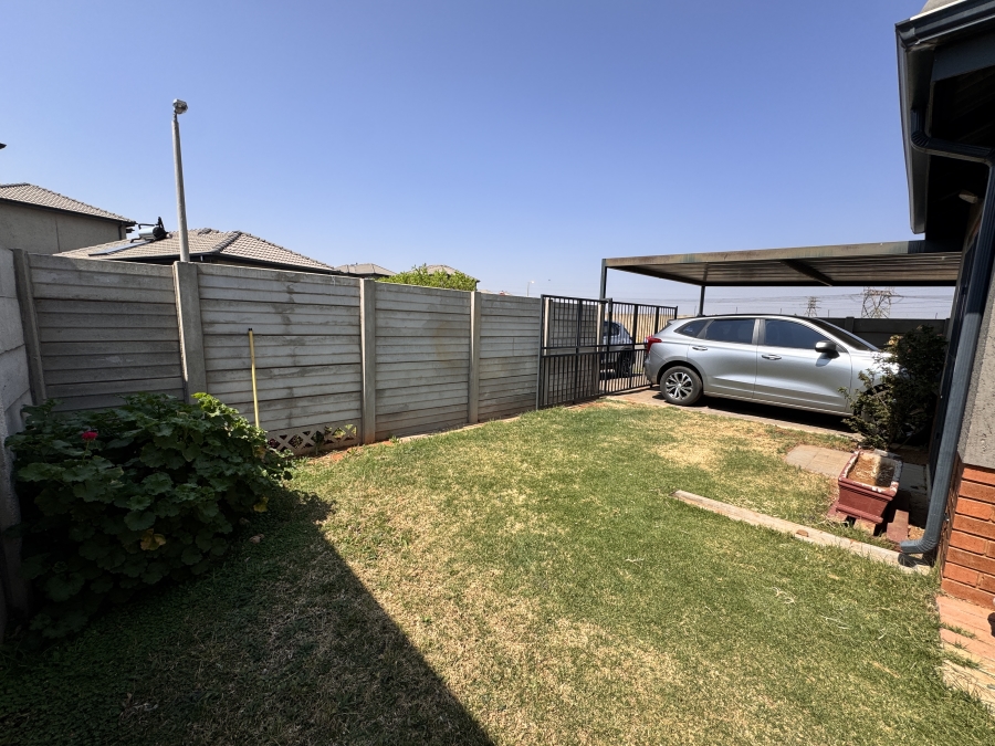 3 Bedroom Property for Sale in Albertsdal Gauteng