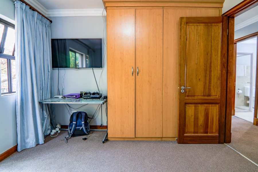4 Bedroom Property for Sale in Heritage Hill Gauteng