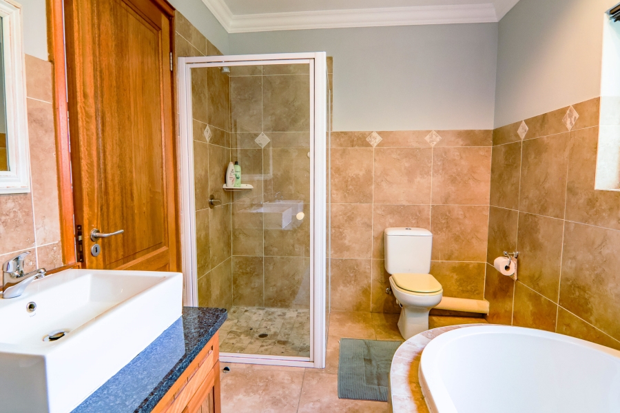 4 Bedroom Property for Sale in Heritage Hill Gauteng