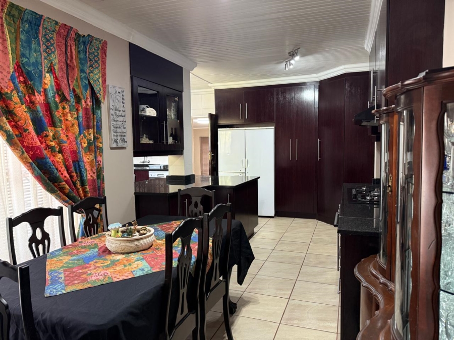 4 Bedroom Property for Sale in Vanderbijlpark SE 2 Gauteng