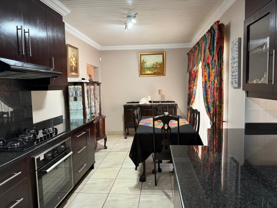 4 Bedroom Property for Sale in Vanderbijlpark SE 2 Gauteng