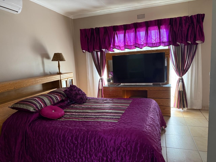 4 Bedroom Property for Sale in Vanderbijlpark SE 2 Gauteng