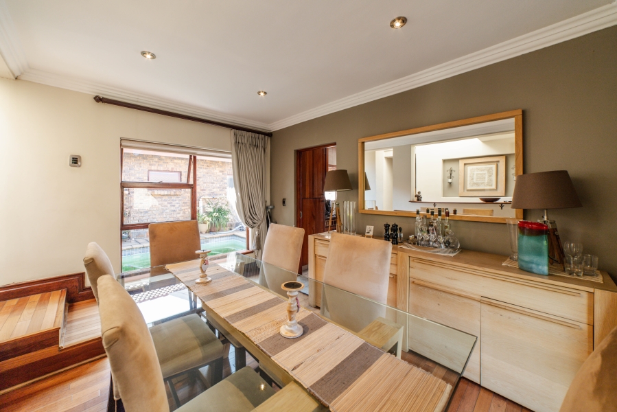 2 Bedroom Property for Sale in Lonehill Gauteng