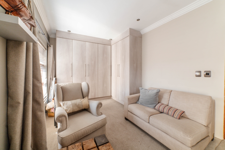 2 Bedroom Property for Sale in Lonehill Gauteng