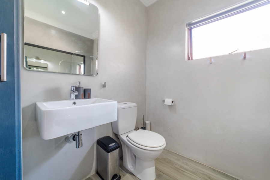 2 Bedroom Property for Sale in Lonehill Gauteng