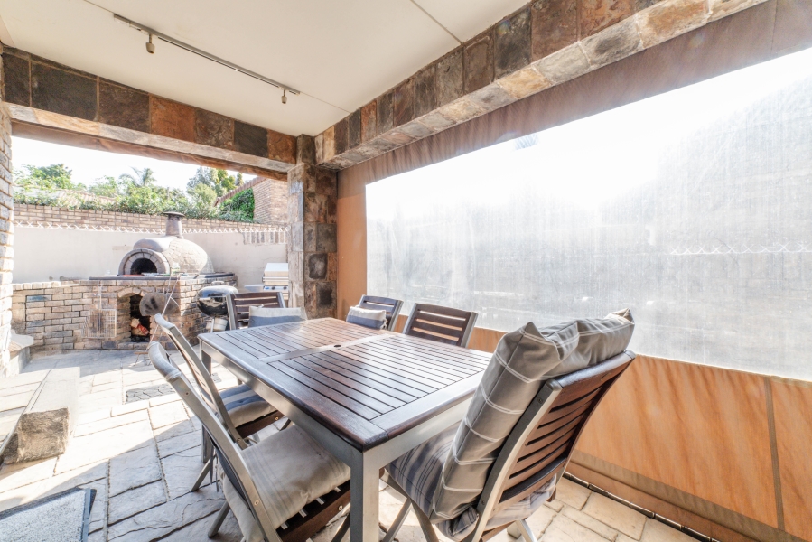 2 Bedroom Property for Sale in Lonehill Gauteng