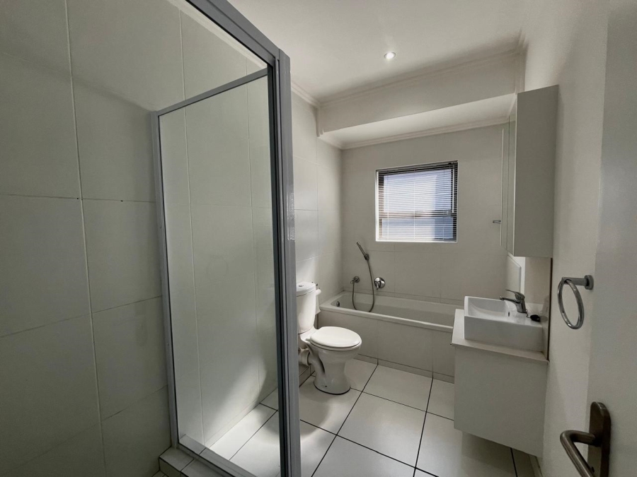 To Let 2 Bedroom Property for Rent in Lonehill Gauteng
