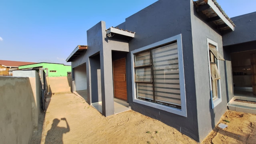 3 Bedroom Property for Sale in Vosloorus Gauteng