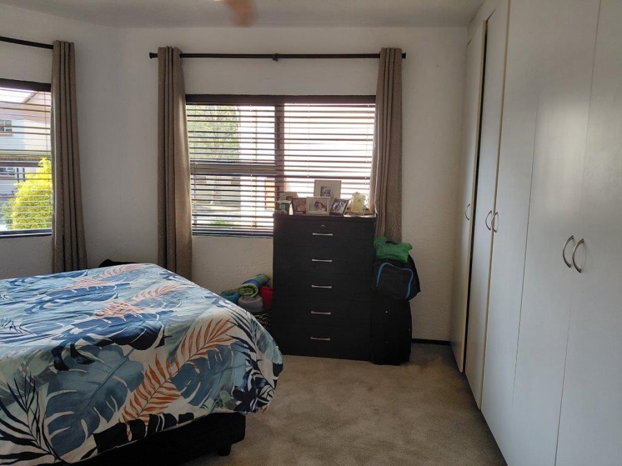 1 Bedroom Property for Sale in Bedfordview Gauteng