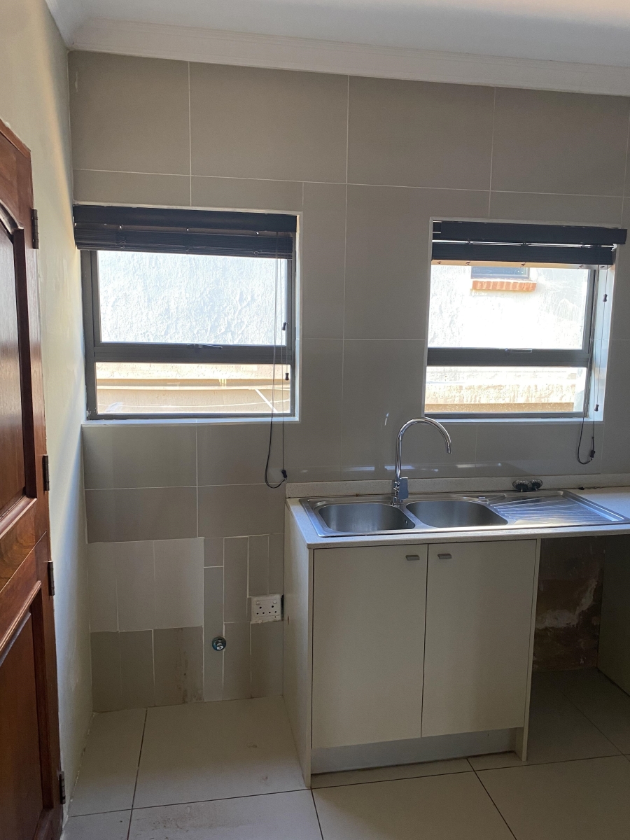 To Let 4 Bedroom Property for Rent in The Hills Game Reserve Estate Gauteng