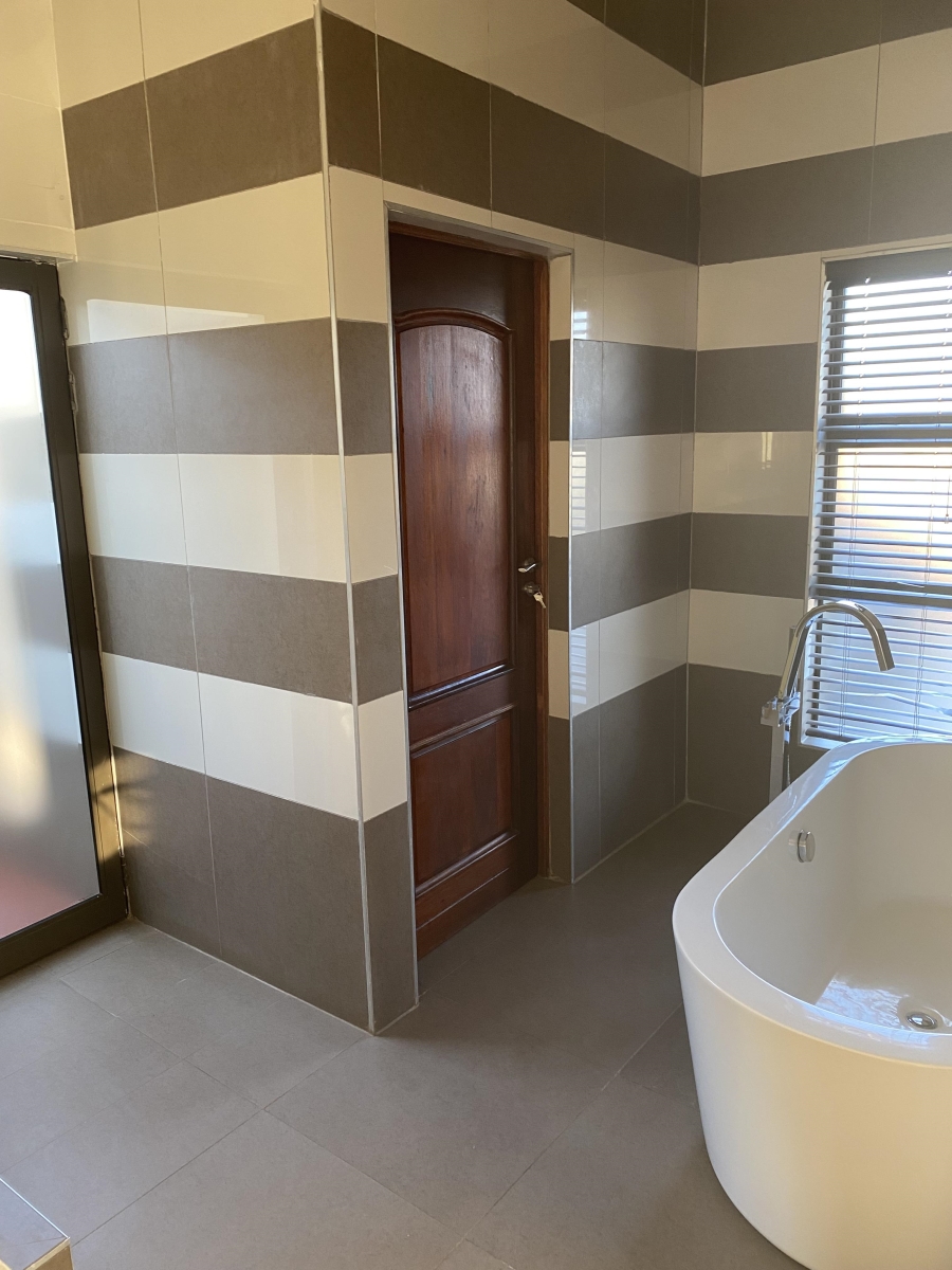 To Let 4 Bedroom Property for Rent in The Hills Game Reserve Estate Gauteng