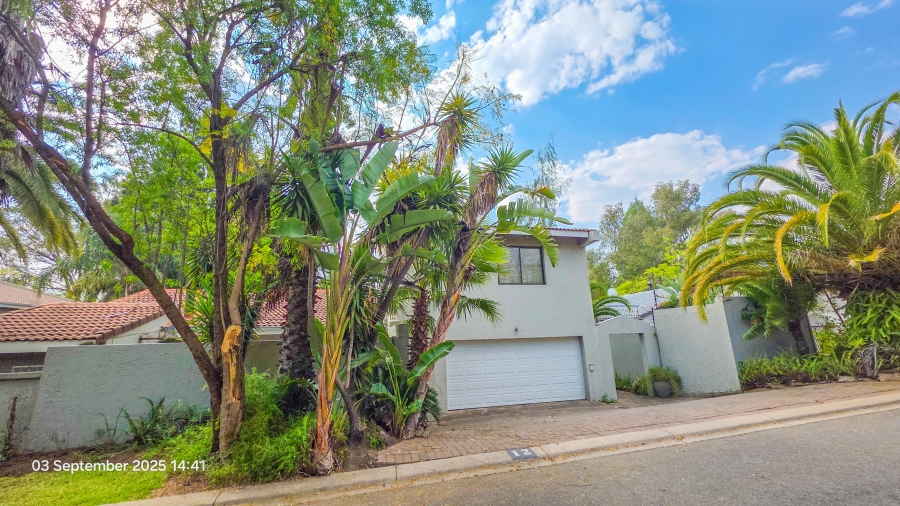4 Bedroom Property for Sale in Douglasdale Gauteng