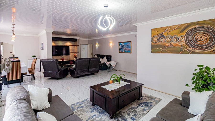 4 Bedroom Property for Sale in Eden Park Gauteng
