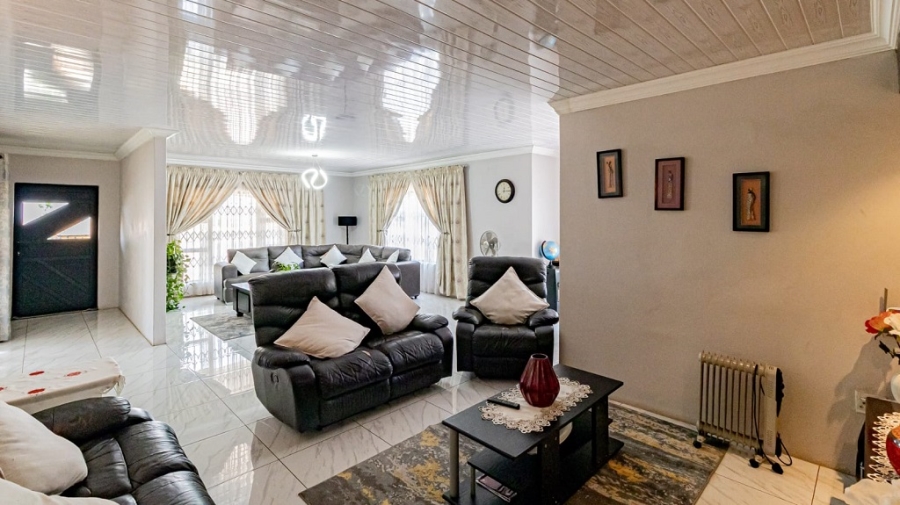 4 Bedroom Property for Sale in Eden Park Gauteng