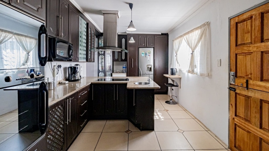 4 Bedroom Property for Sale in Eden Park Gauteng