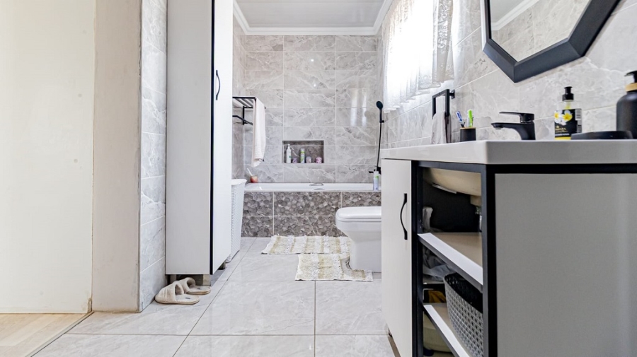 4 Bedroom Property for Sale in Eden Park Gauteng