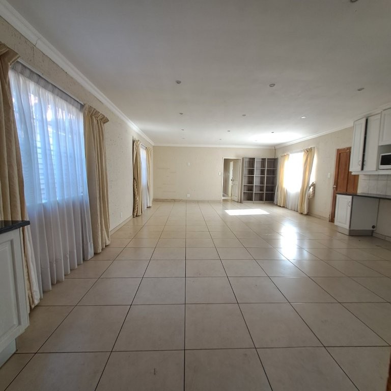 To Let 3 Bedroom Property for Rent in Highlands North Gauteng
