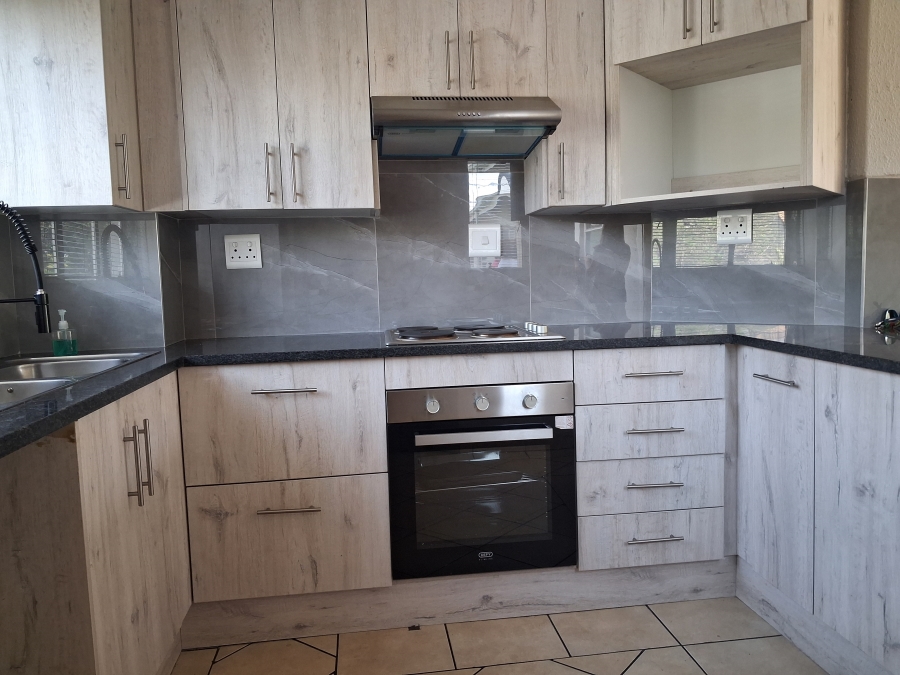 2 Bedroom Property for Sale in Eden Glen Gauteng