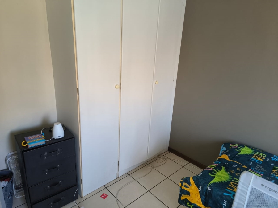 2 Bedroom Property for Sale in Sonneglans Gauteng