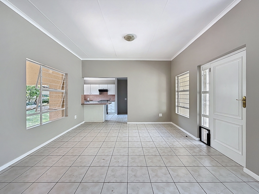 3 Bedroom Property for Sale in Faerie Glen Gauteng