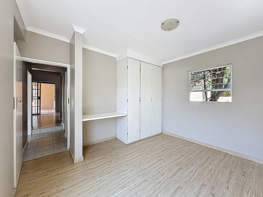 3 Bedroom Property for Sale in Faerie Glen Gauteng