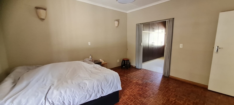 To Let 4 Bedroom Property for Rent in Bedford Gardens Gauteng