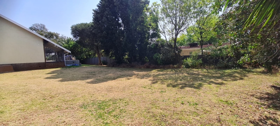 To Let 4 Bedroom Property for Rent in Bedford Gardens Gauteng