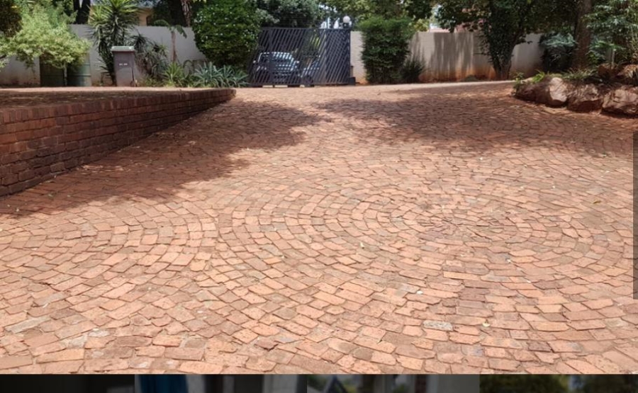 4 Bedroom Property for Sale in Bedford Gardens Gauteng