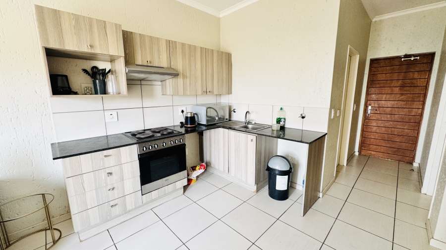 To Let 2 Bedroom Property for Rent in Paulshof Gauteng