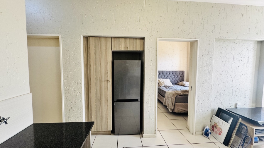To Let 2 Bedroom Property for Rent in Paulshof Gauteng