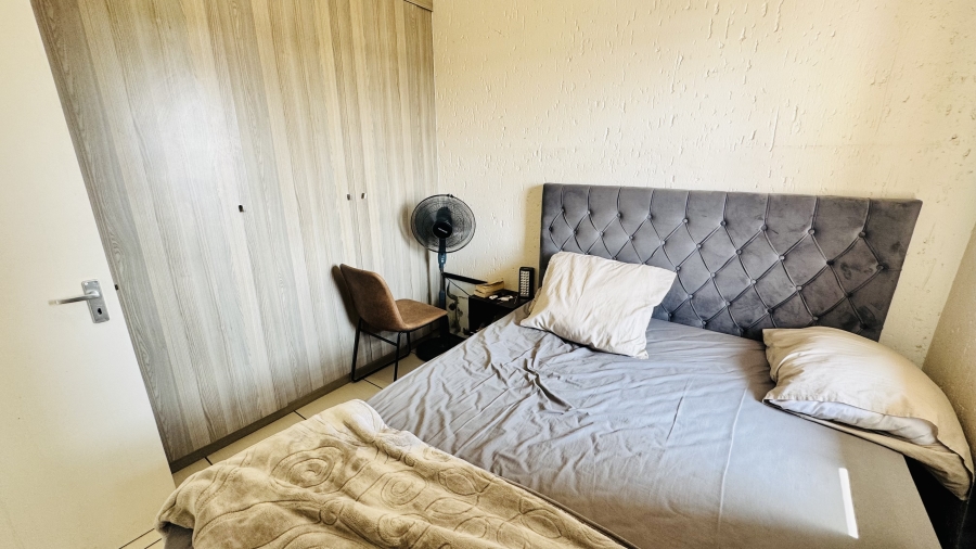 To Let 2 Bedroom Property for Rent in Paulshof Gauteng