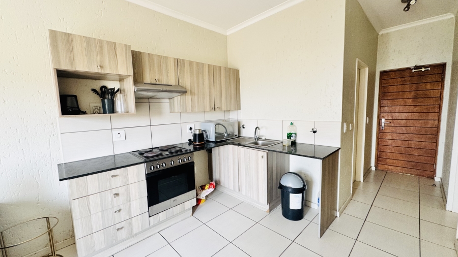 To Let 2 Bedroom Property for Rent in Paulshof Gauteng