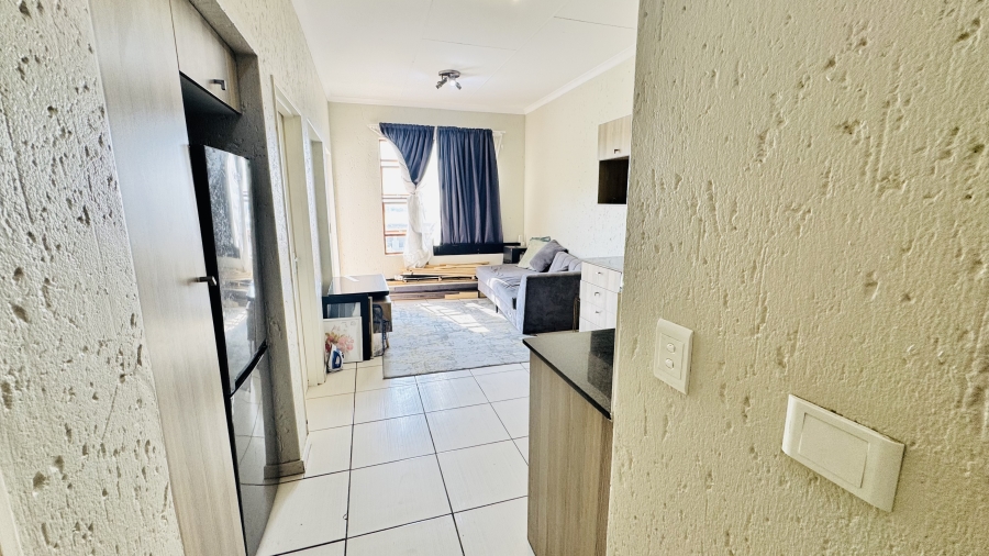 To Let 2 Bedroom Property for Rent in Paulshof Gauteng