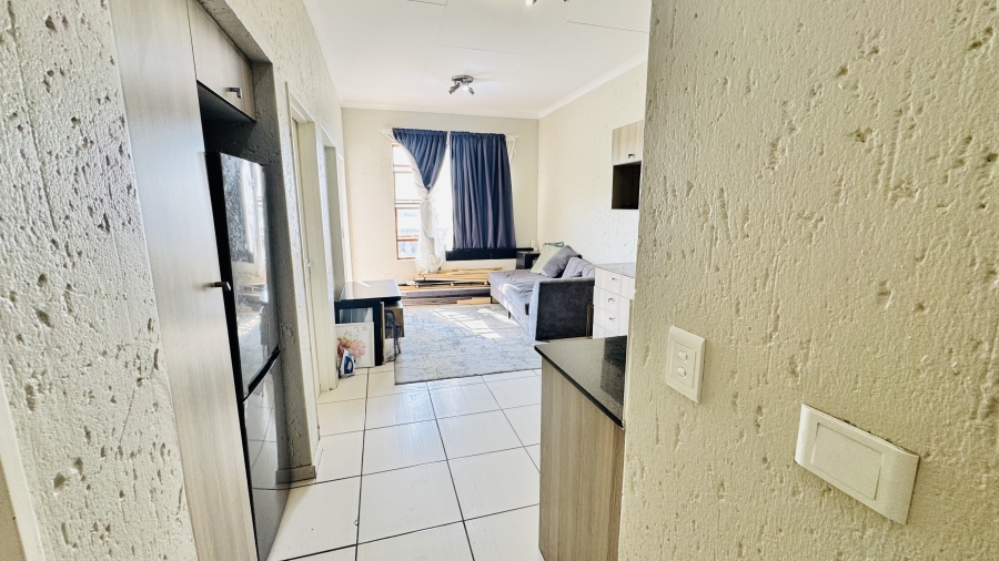 To Let 2 Bedroom Property for Rent in Paulshof Gauteng