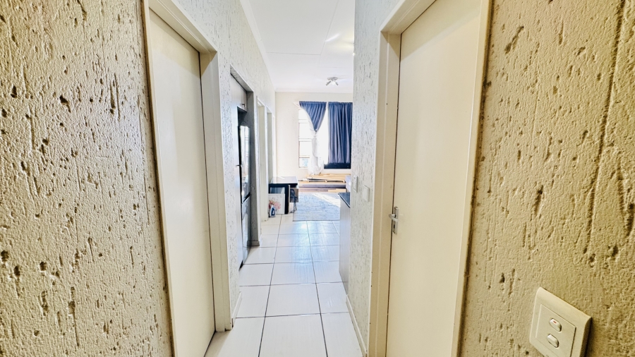 To Let 2 Bedroom Property for Rent in Paulshof Gauteng