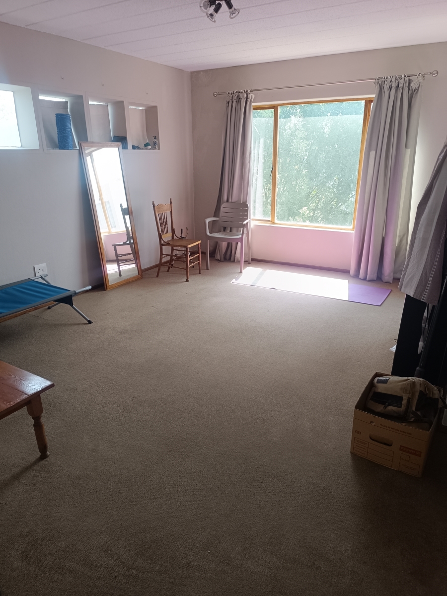 To Let 1 Bedroom Property for Rent in Morningside Ext 40 Gauteng