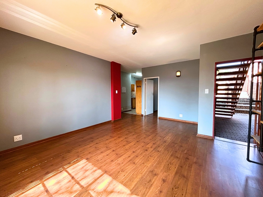 2 Bedroom Property for Sale in Zwartkop Gauteng