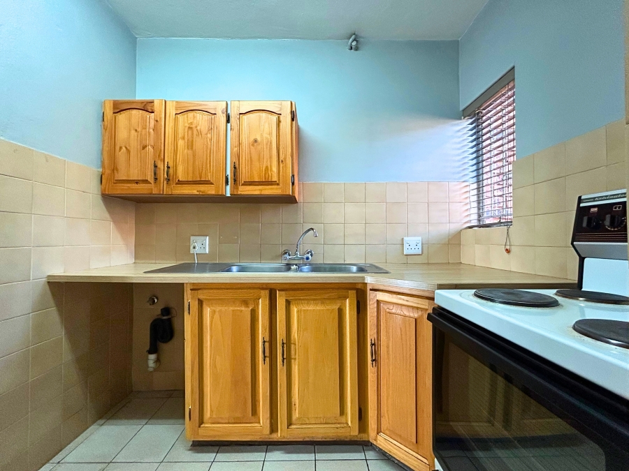 2 Bedroom Property for Sale in Zwartkop Gauteng